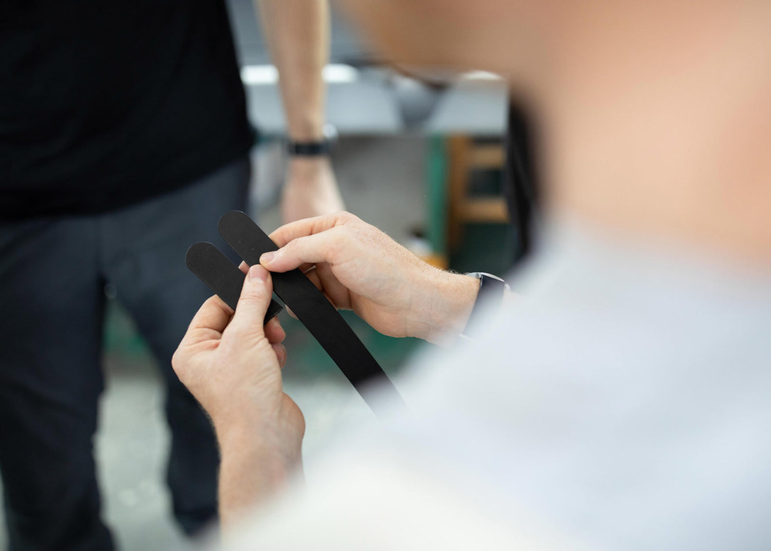 ECOCULT WEIGHS IN ON THE LEATHER VS. PLASTIC DEBATE - QWSTION
