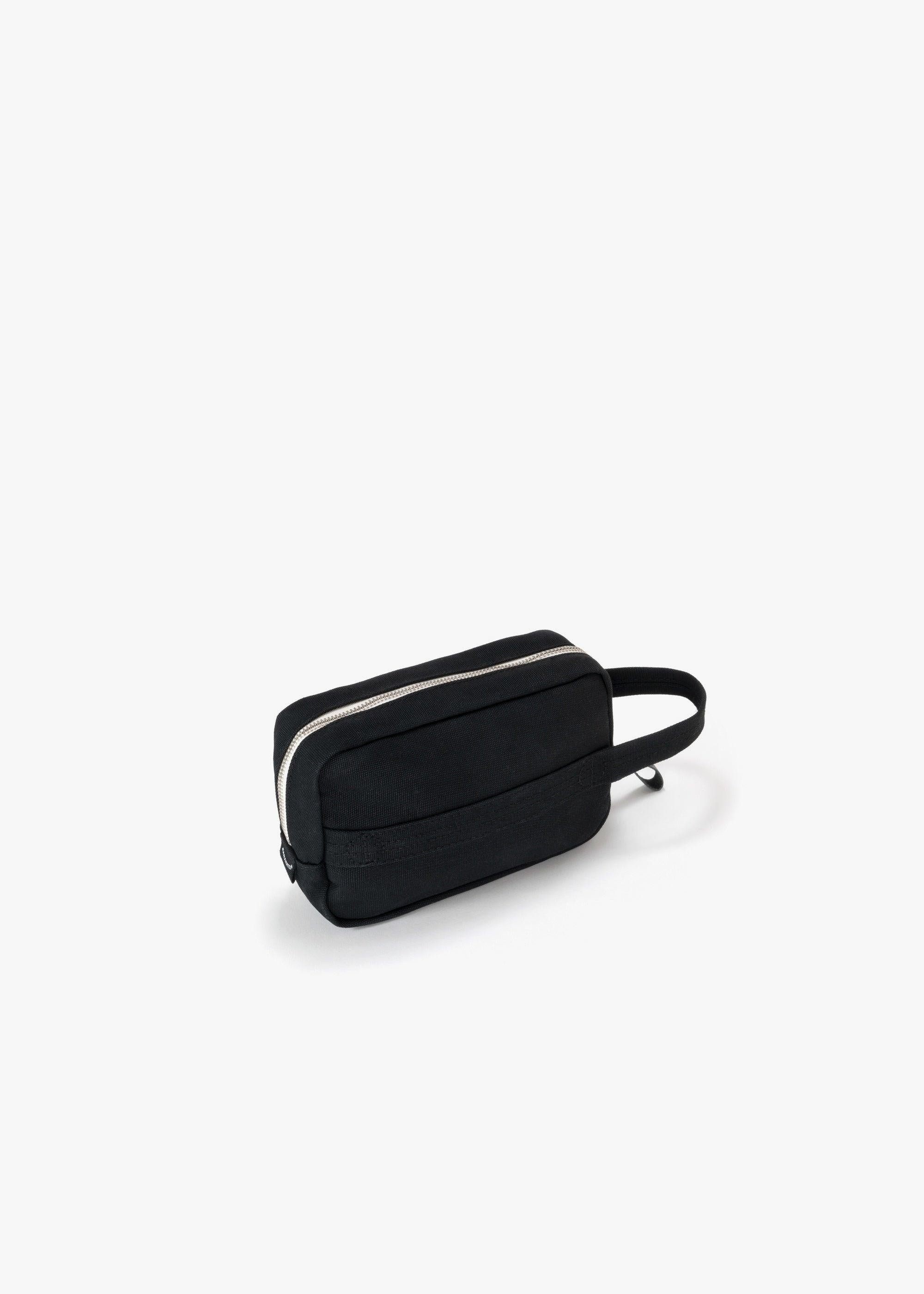 Bananatex Travel Kit Small – All Black - QWSTION