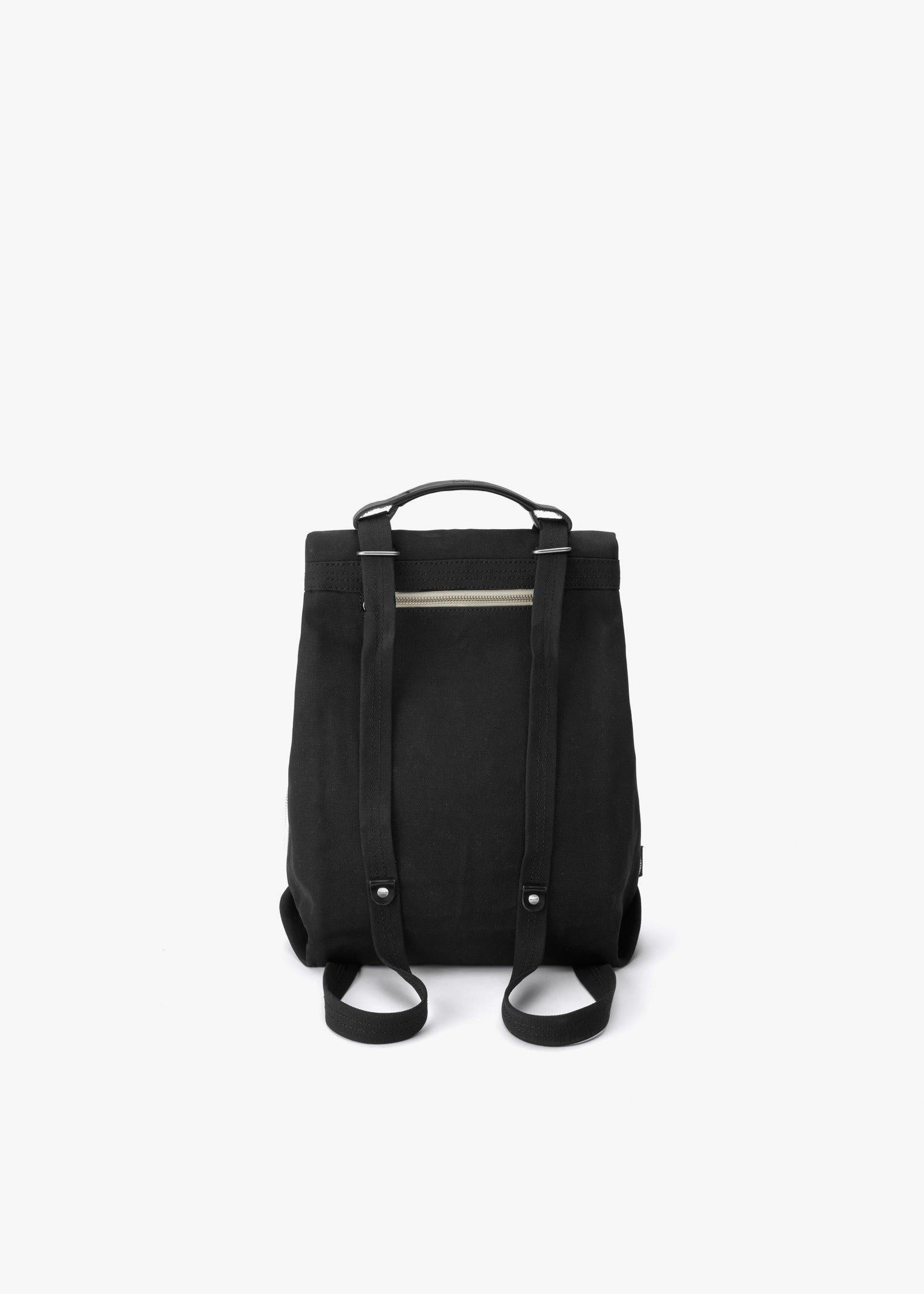 Flap Tote Small – All Black - QWSTION