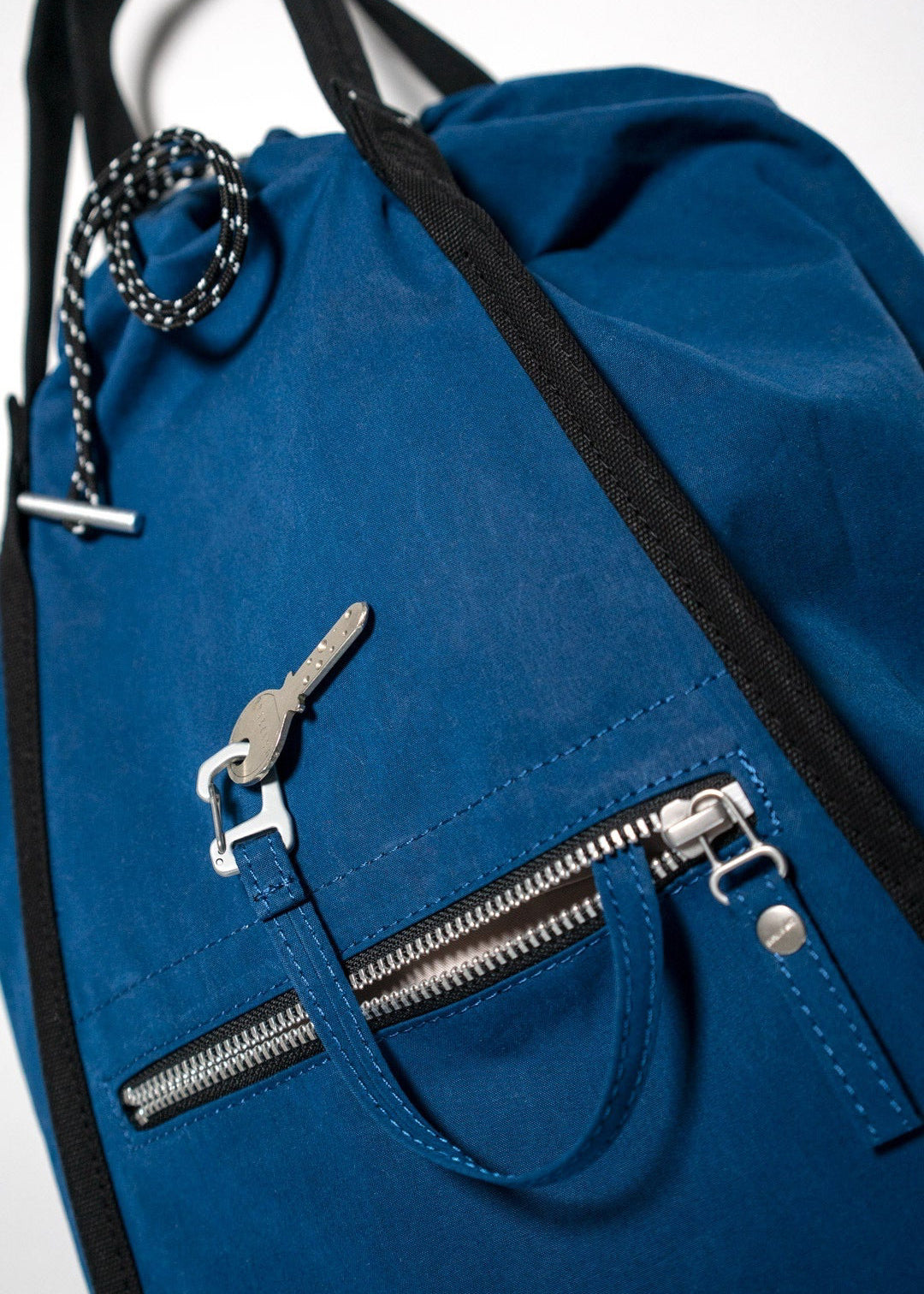 Medium Bucket – Bluebird - QWSTION