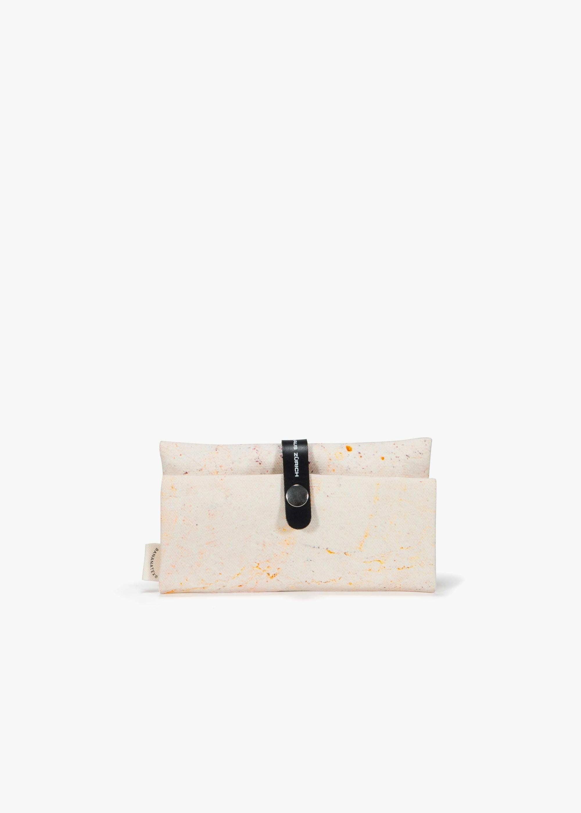 QWSTION+KUNSTHAUS Etui – Jurrasic Limestone - QWSTION