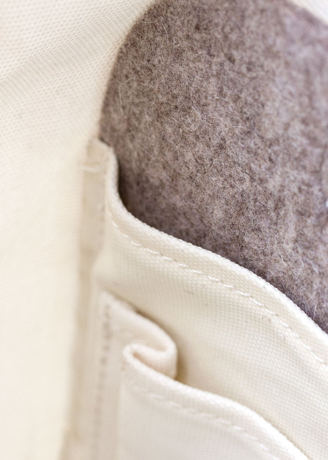 Zip Pack – Natural White - QWSTION