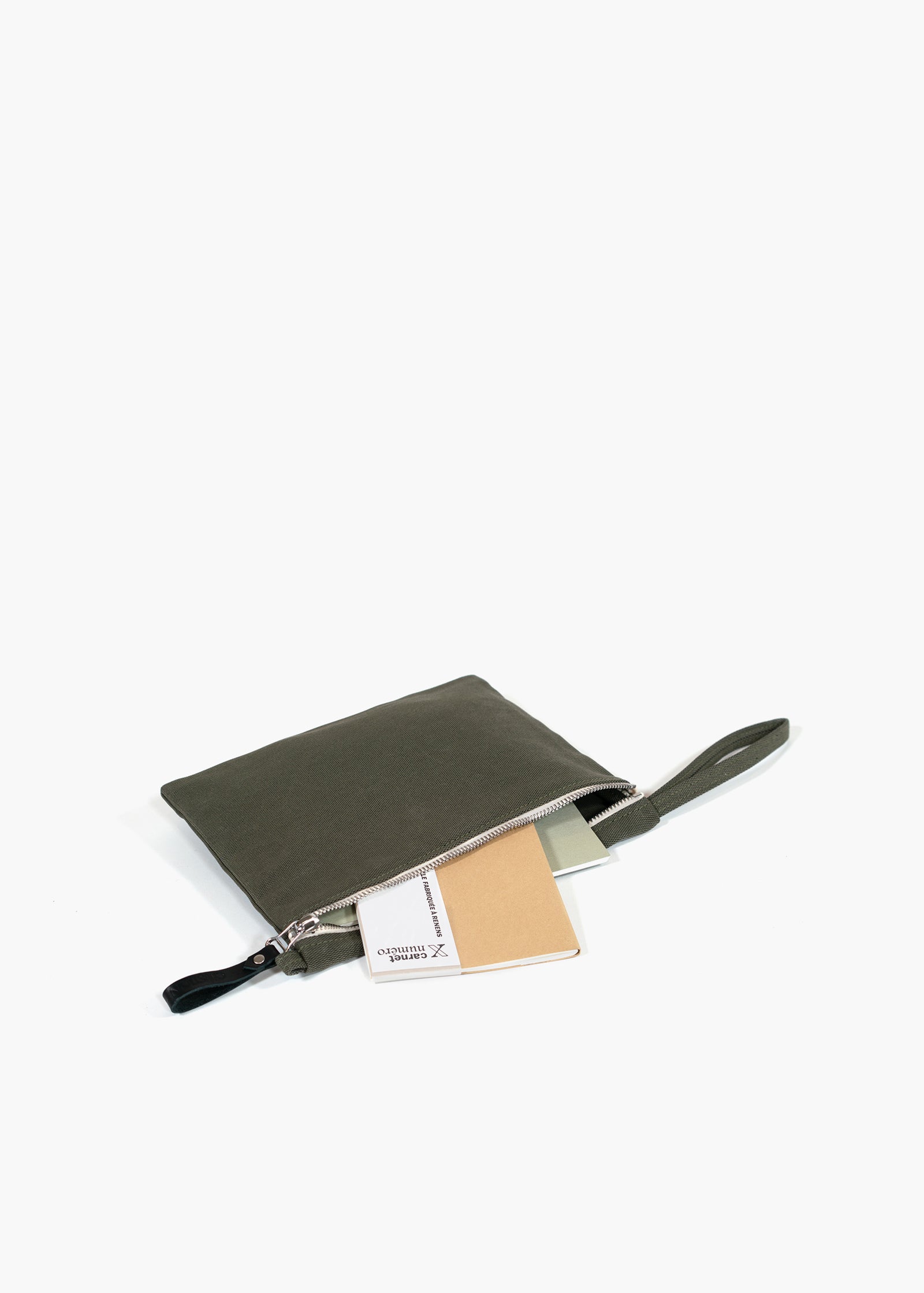 QWSTION + Monocle / Bananatex Folio A5 – Olive - QWSTION