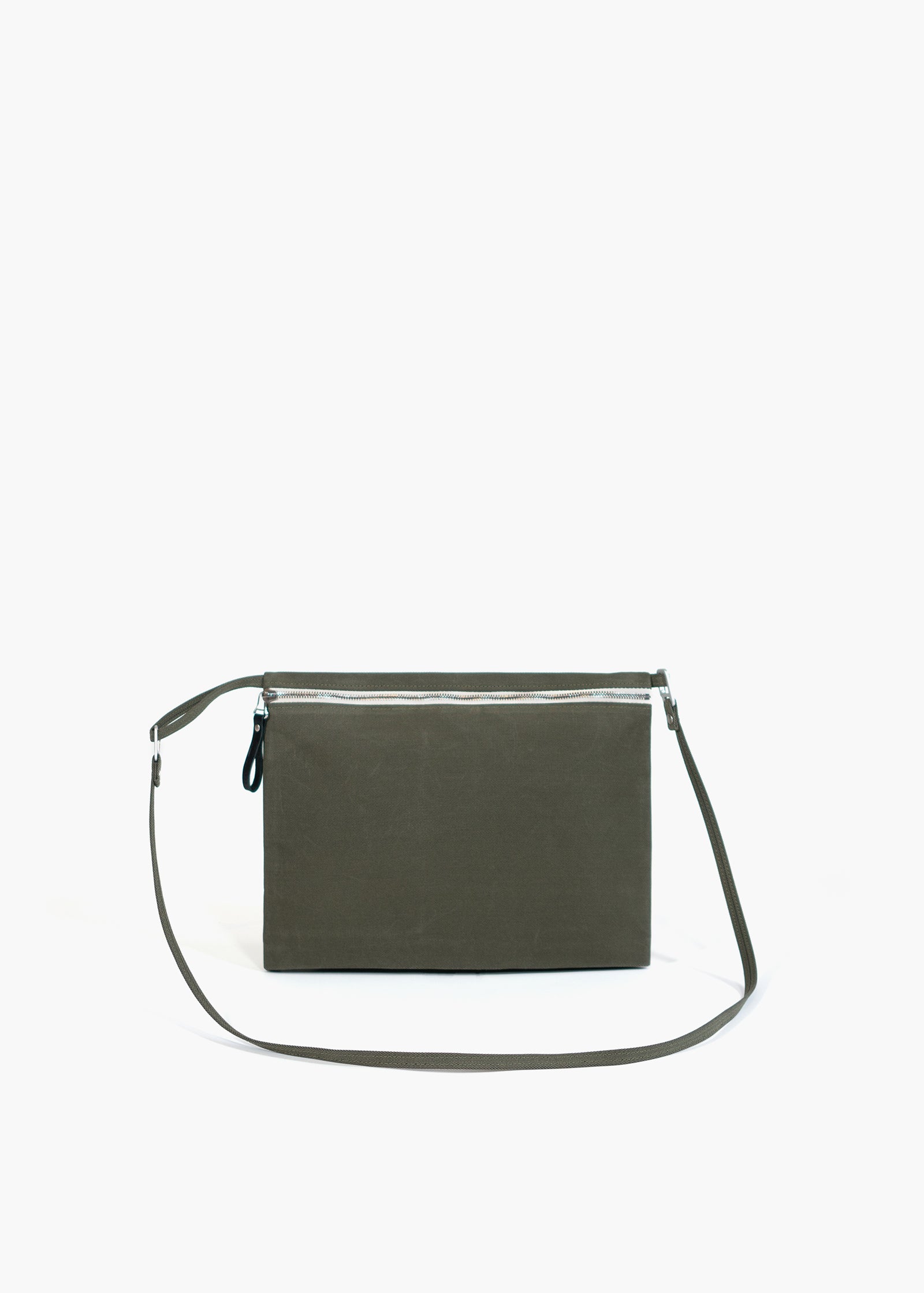 QWSTION + Monocle / Bananatex Folio A4 – Olive - QWSTION