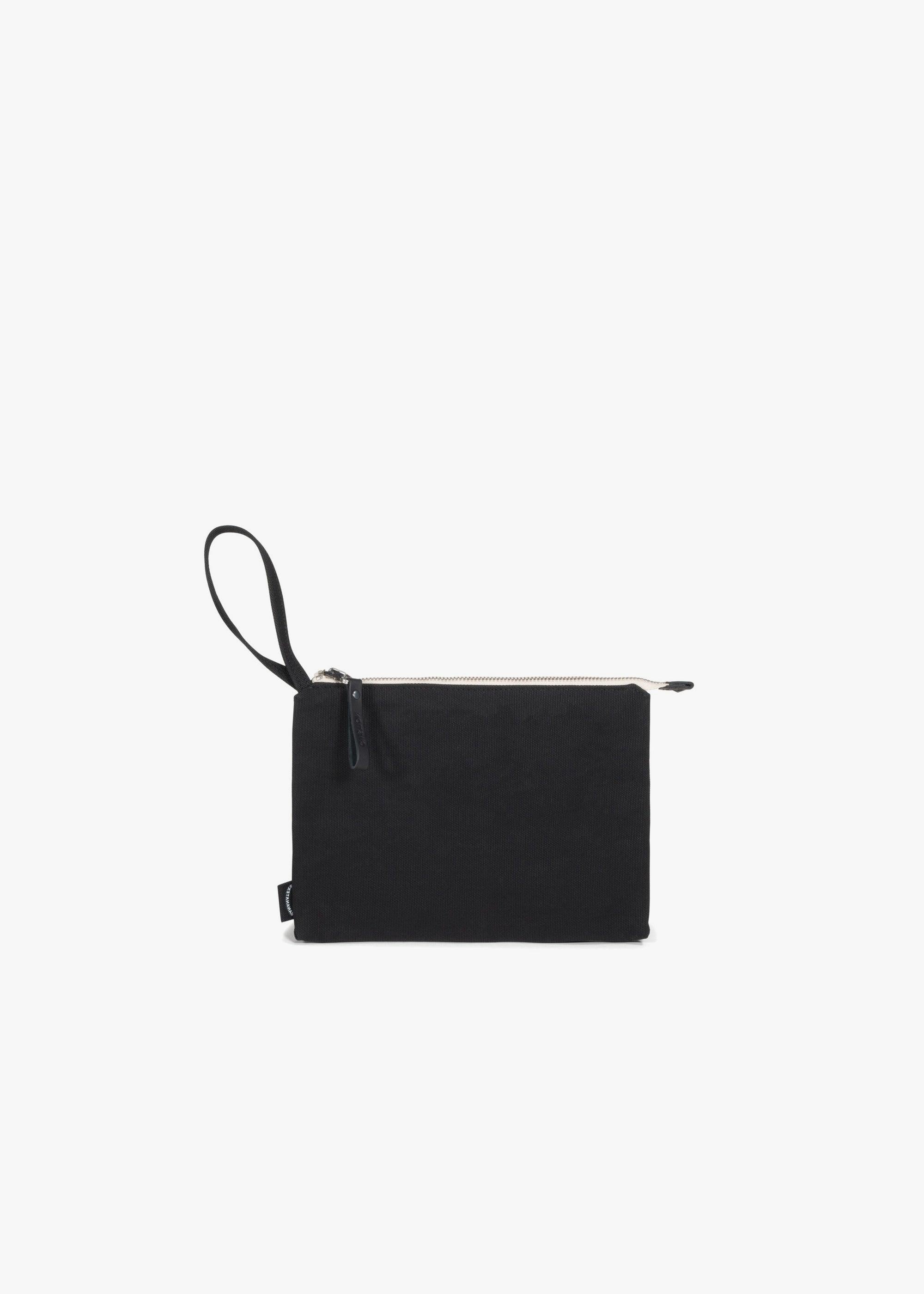 Bananatex Zip Pouch Medium – All Black | Bags | QWSTION Bananatex Zip Pouch Medium – All Black | Bags | QWSTION