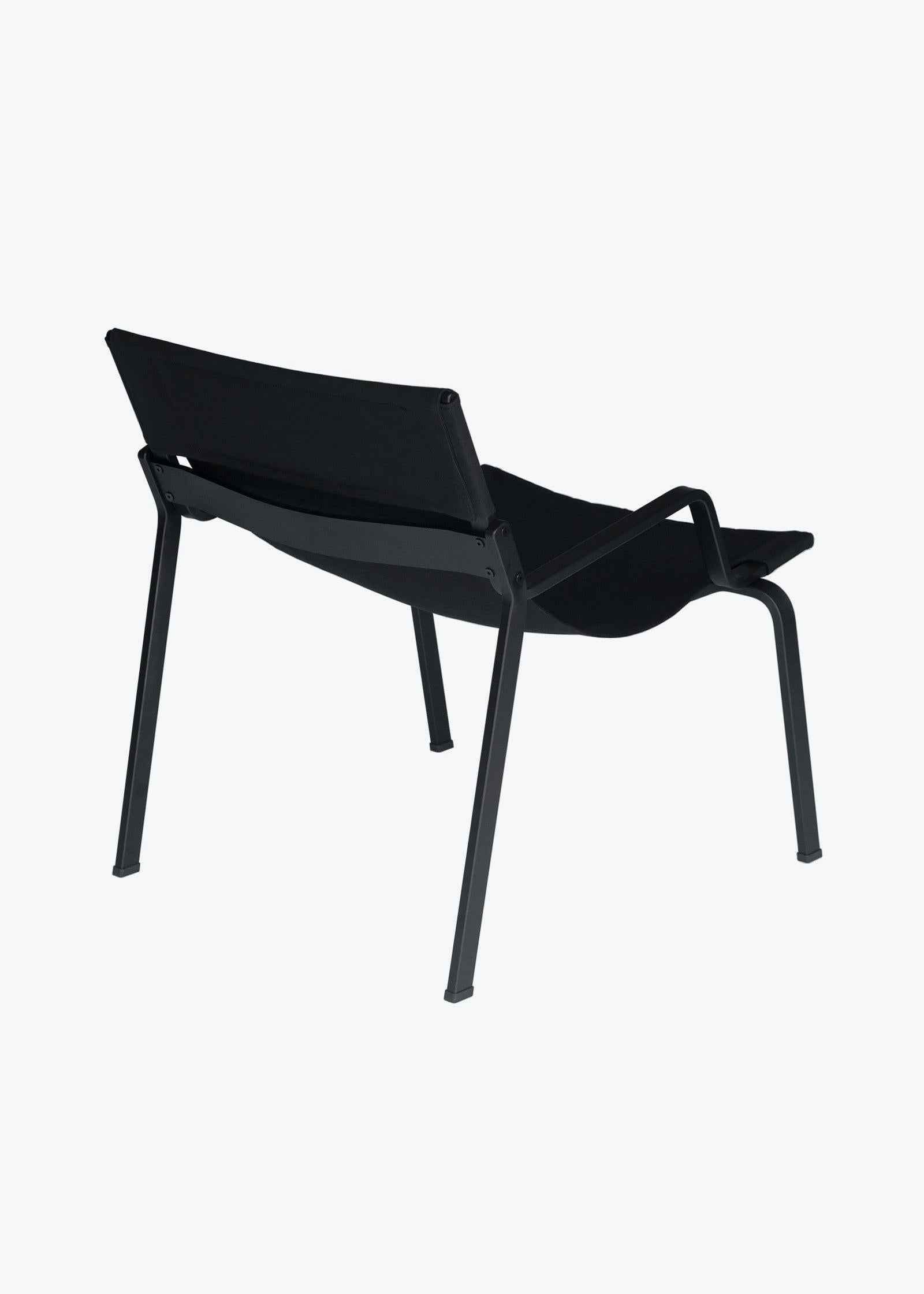 Ensō Lounge Chair – Anodized black aluminum / Black Bananatex - QWSTION
