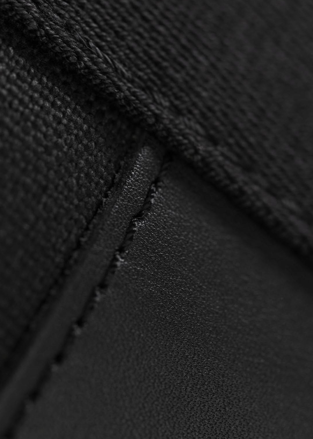 Shopper – Black Leather Canvas - QWSTION
