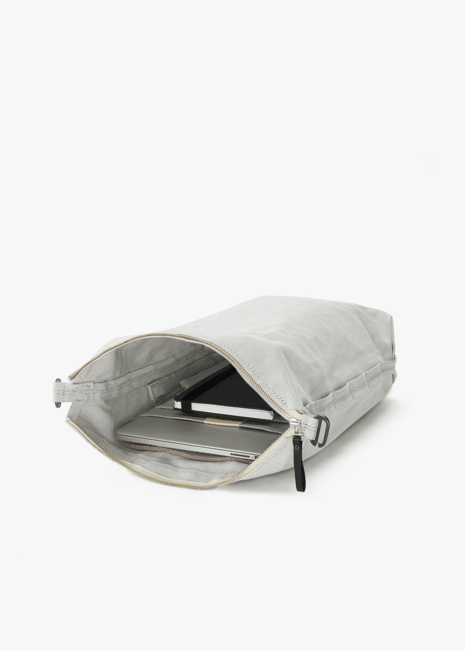 Zip Pack – Gravel - QWSTION