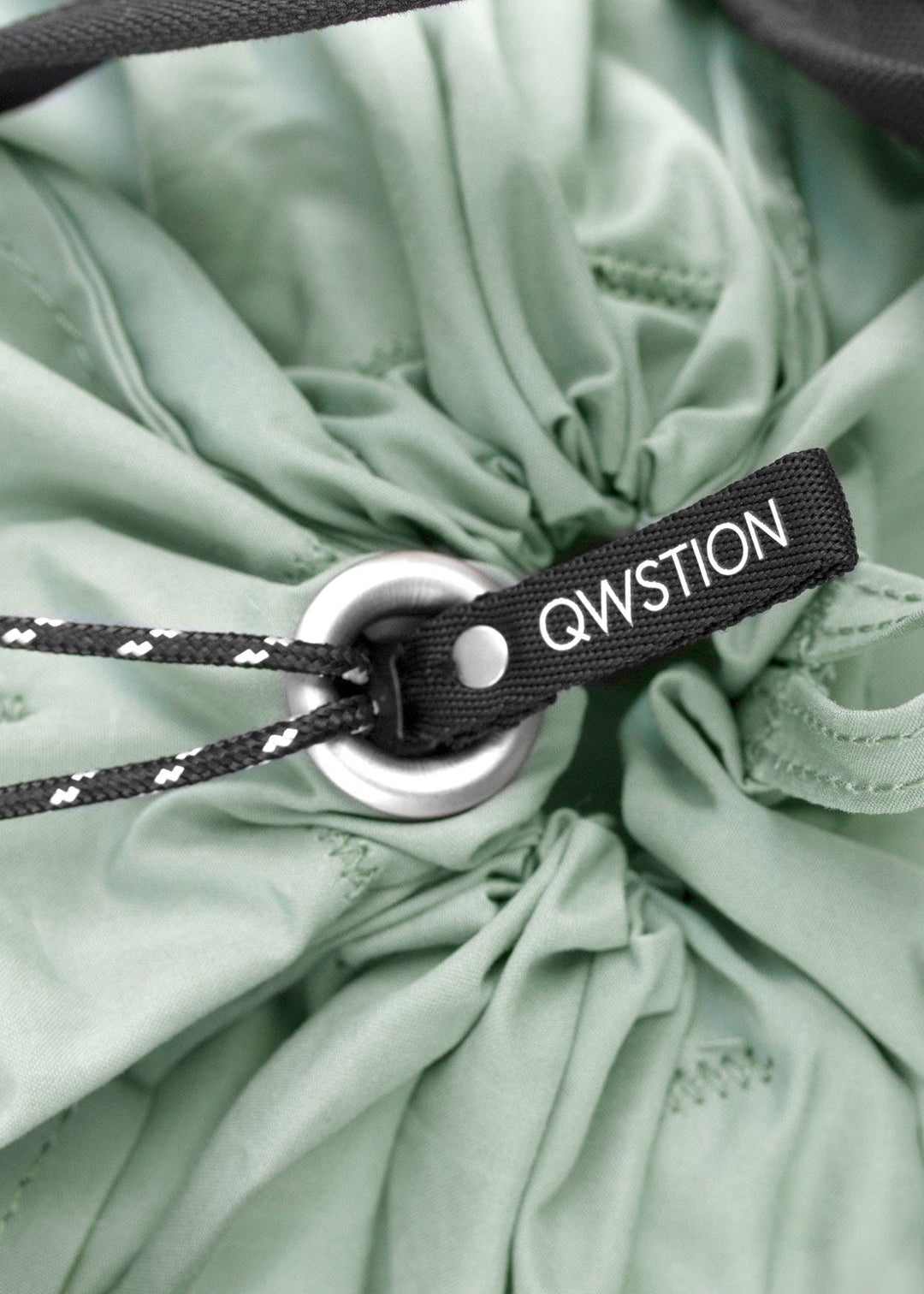 Small Bucket – Heron - QWSTION
