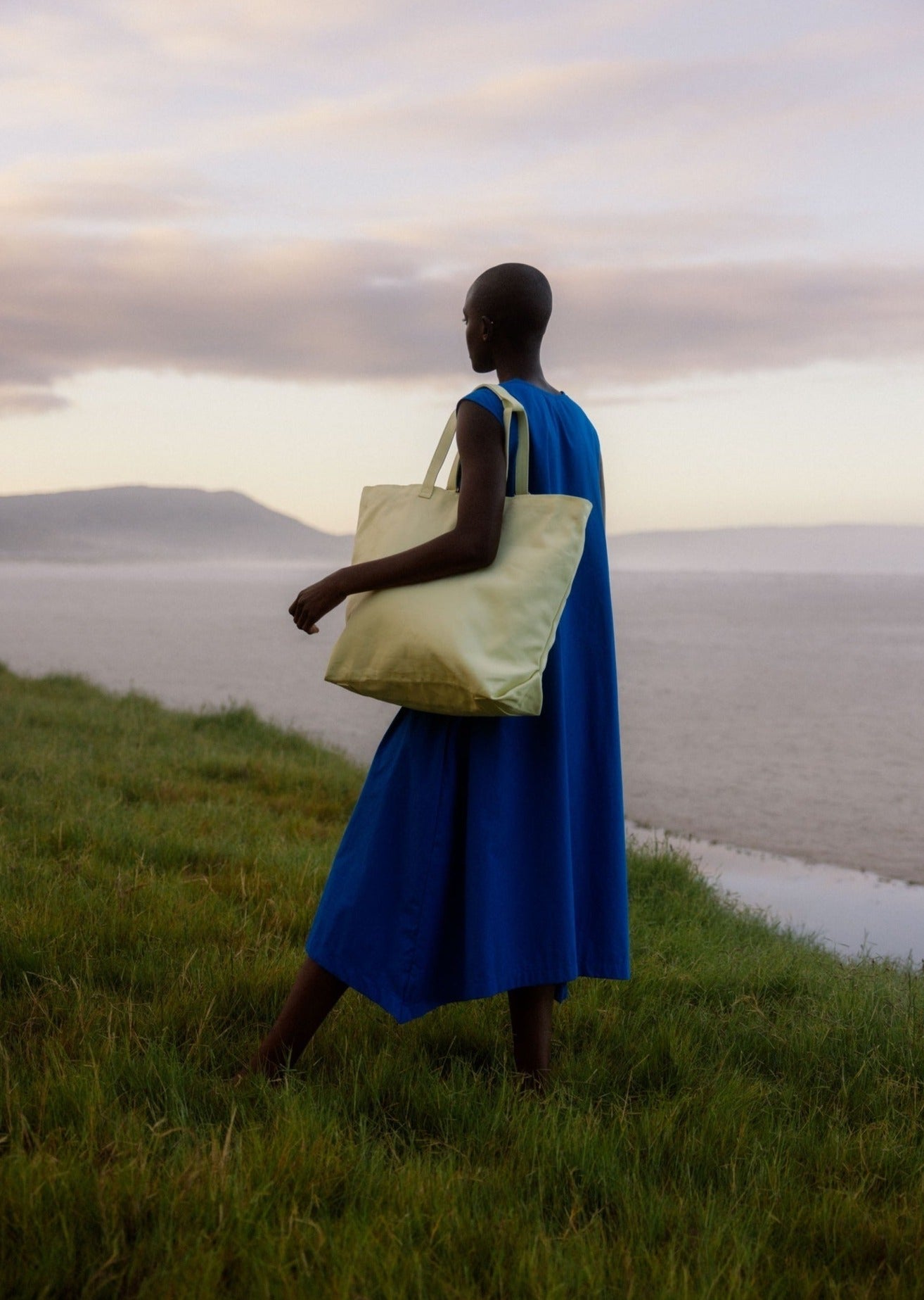 Bananatex Tote Bag XL – Pale Yellow / Raven - QWSTION