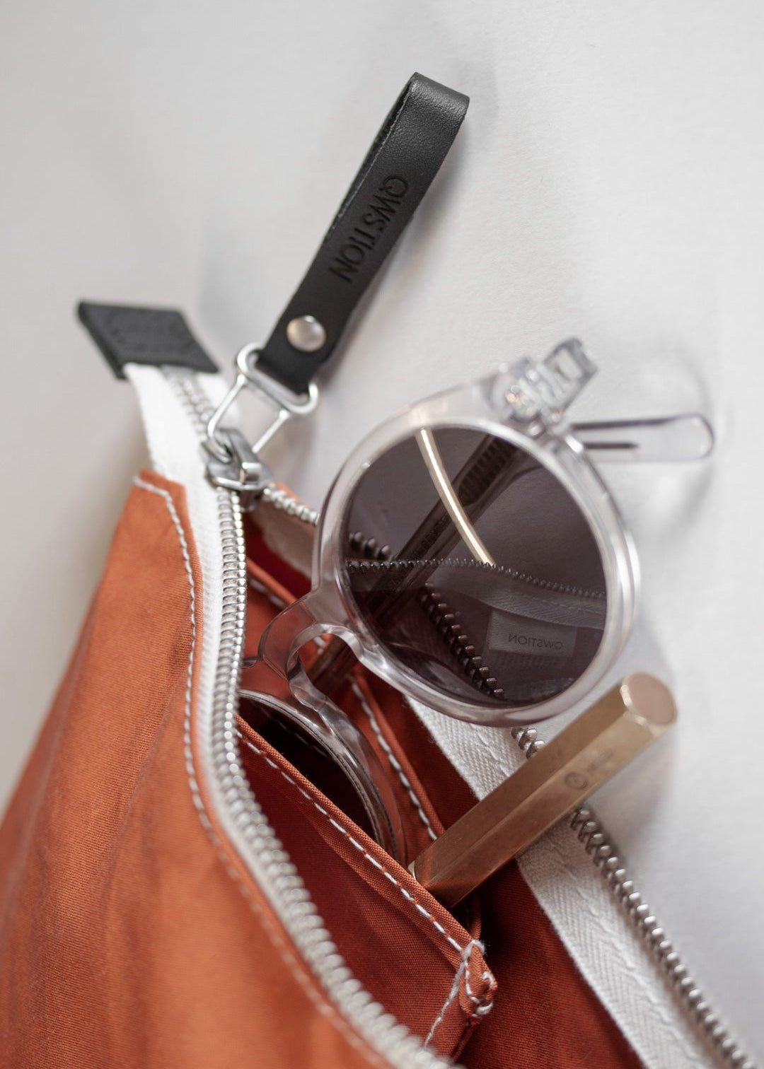 Zip Pouch Medium – Robin - QWSTION