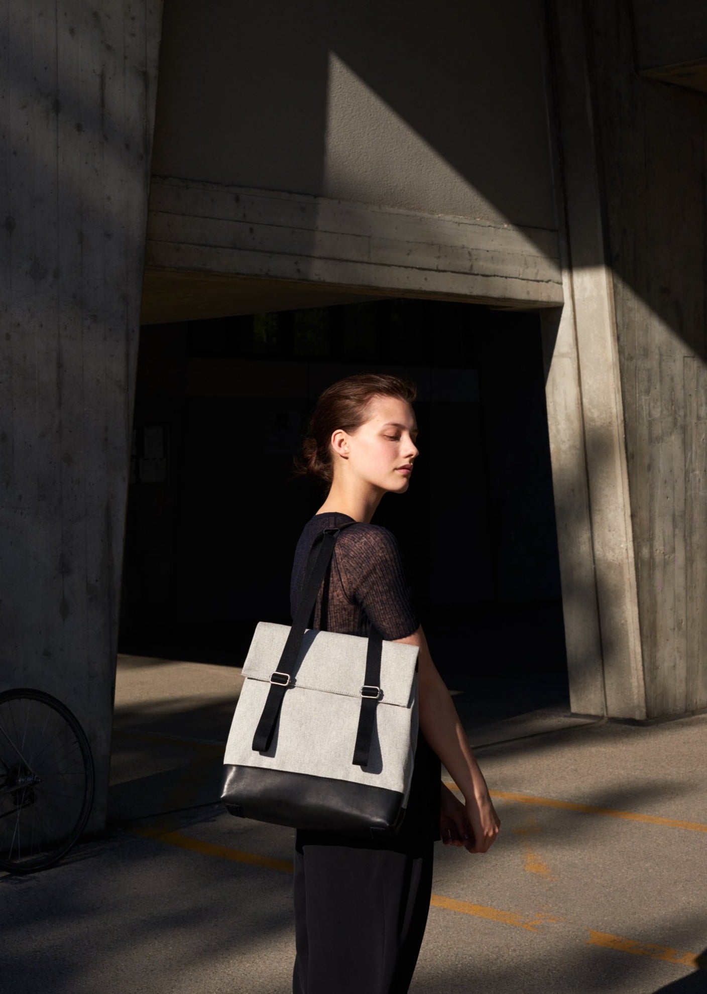 Small Tote – Raw Blend Leather Canvas - QWSTION