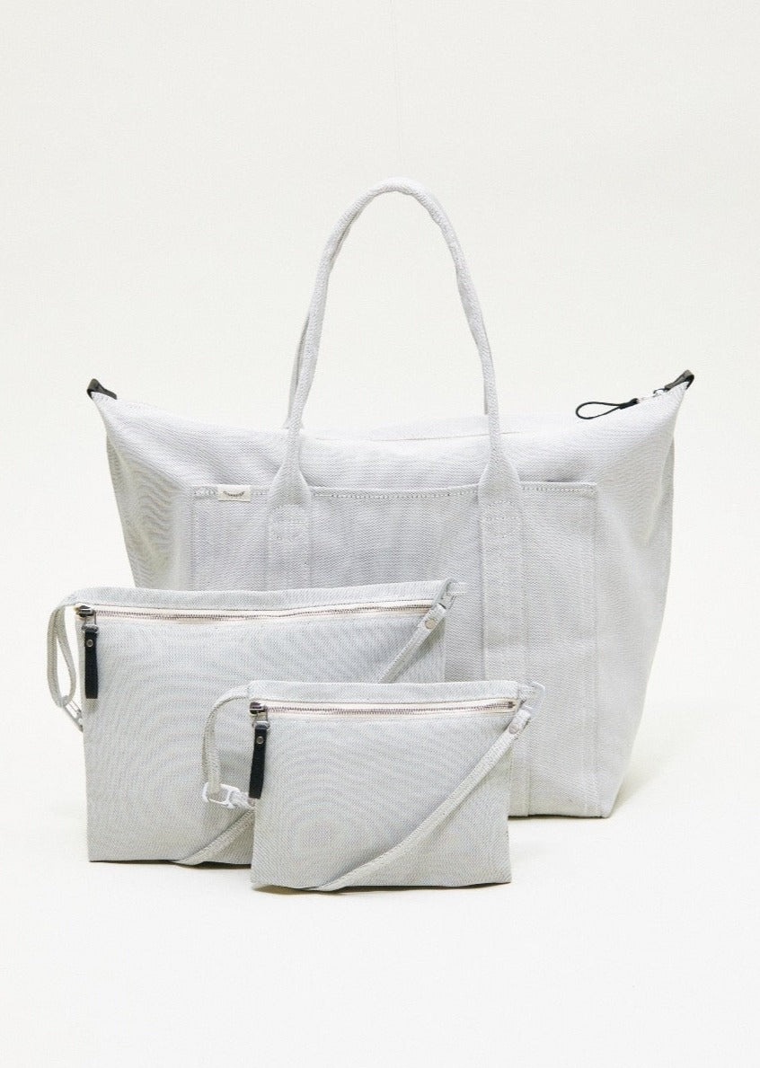 QWSTION + Monocle / Bananatex Holdall – Gravel