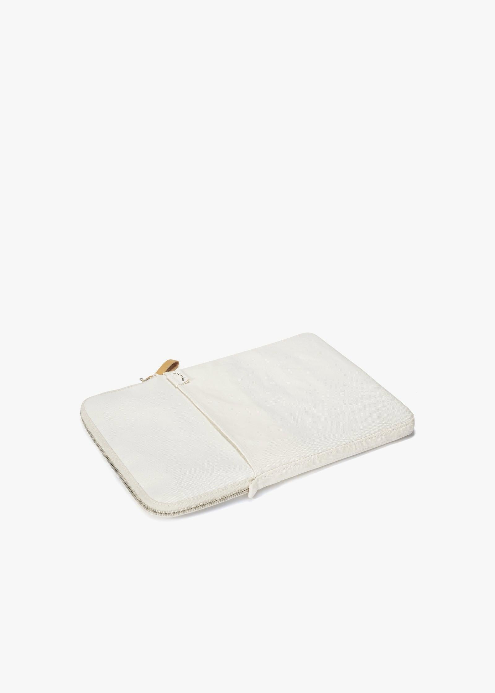Bananatex Sleeve for Macbook 13" – Natural White