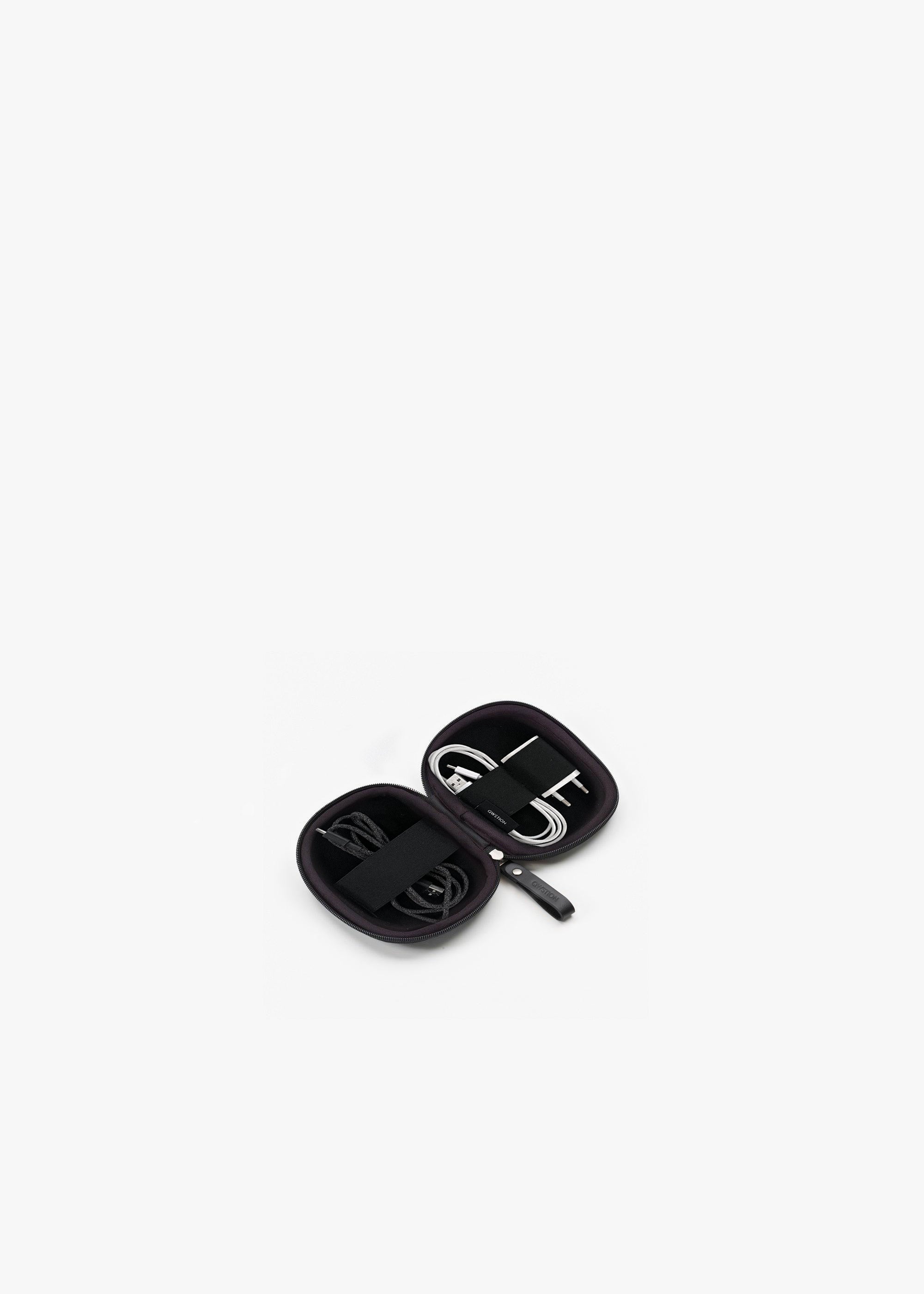 Cable Pouch – Washed Black