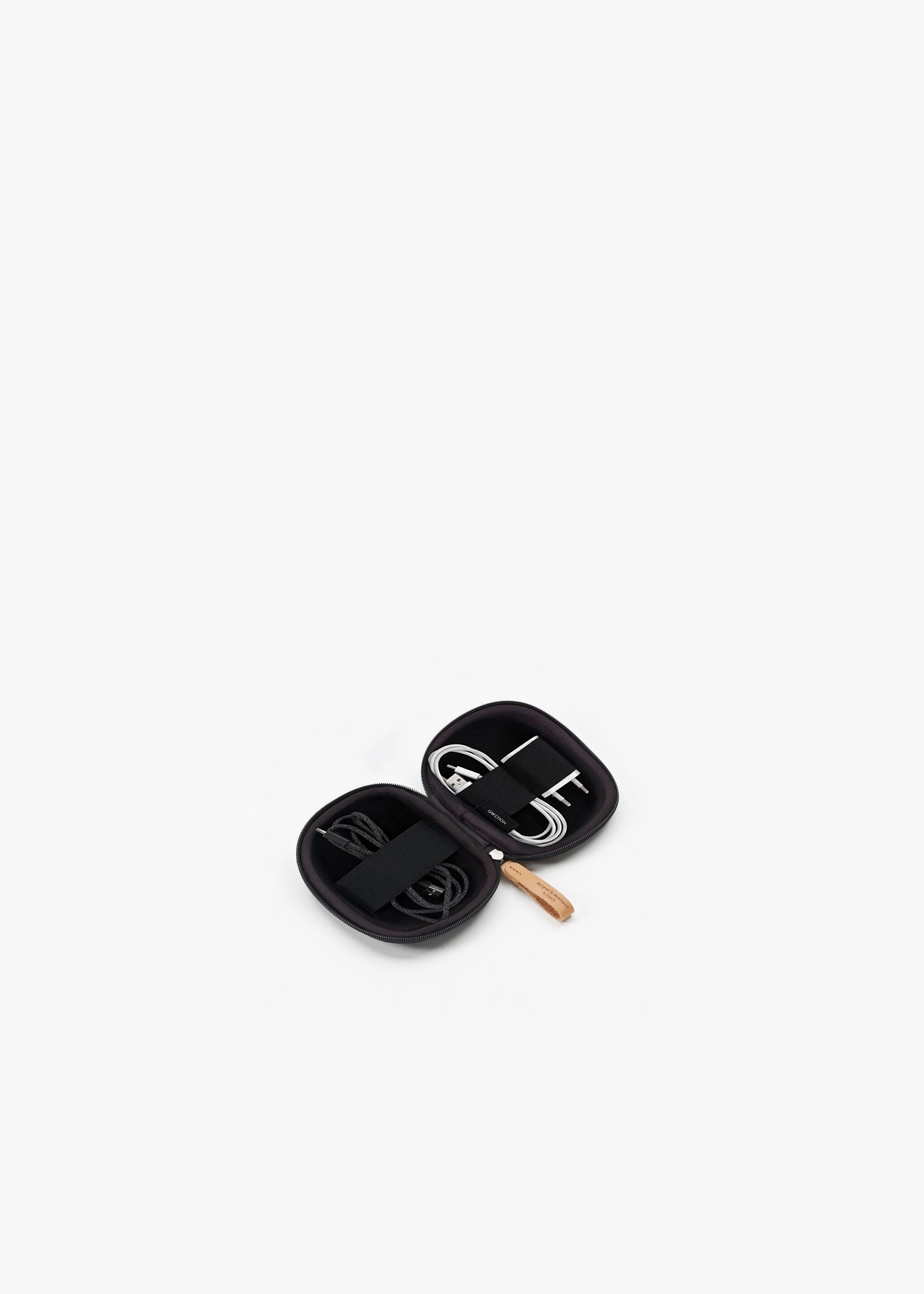 Cable Pouch – Washed Black