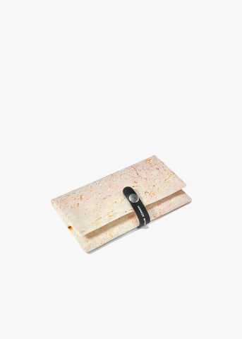 QWSTION+KUNSTHAUS Etui – Jurassic Limestone