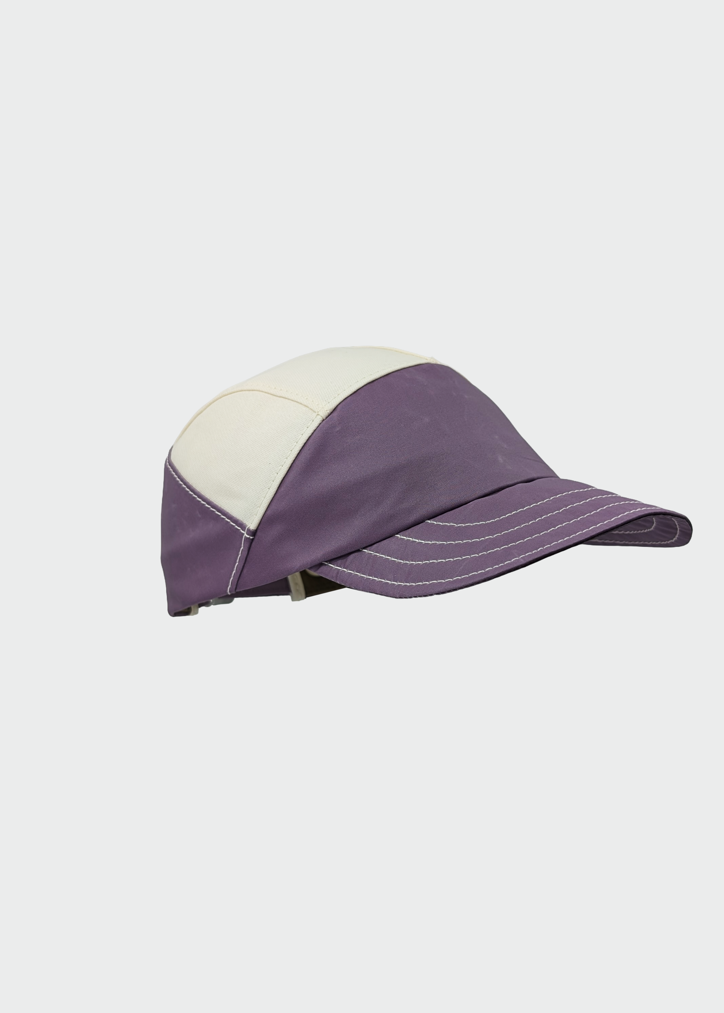 QWSTION + Akla Cap No 15 (UNIQUE PIECE) Waxed Grape/Natural White onesize