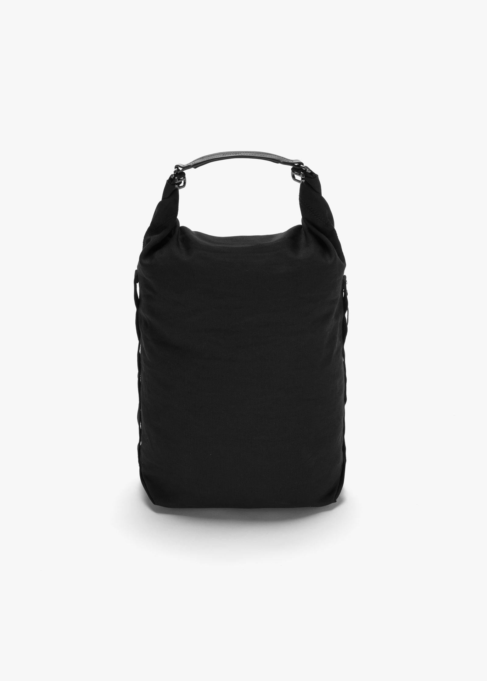 Roll Pack – All Black