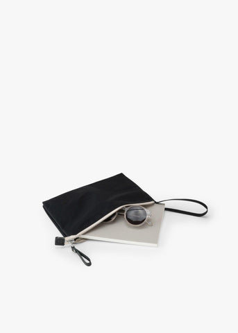 Zip Pouch Medium – Raven