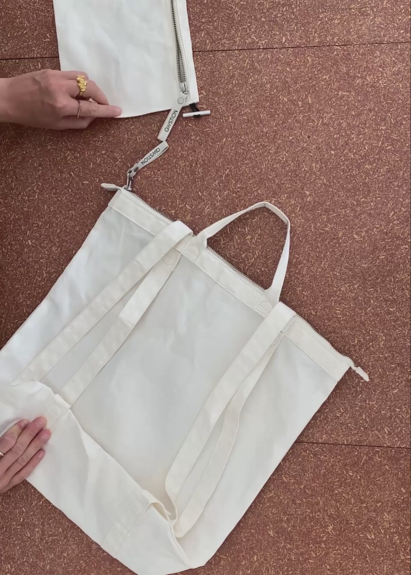 banana　CBN WHT XS Bananatex® Travel Shopper – Natural White