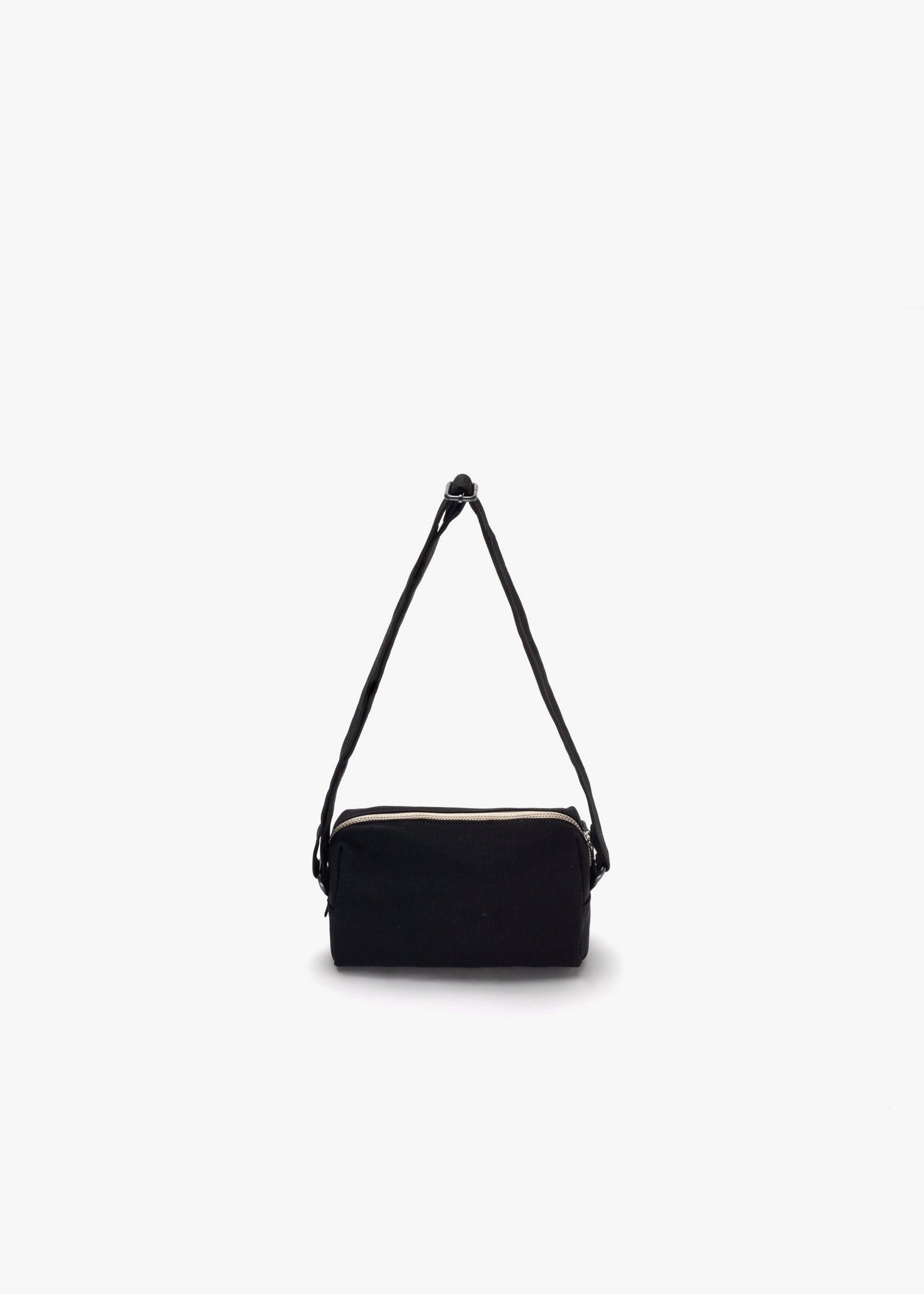 Hip Pouch – All Black | Bags | QWSTION