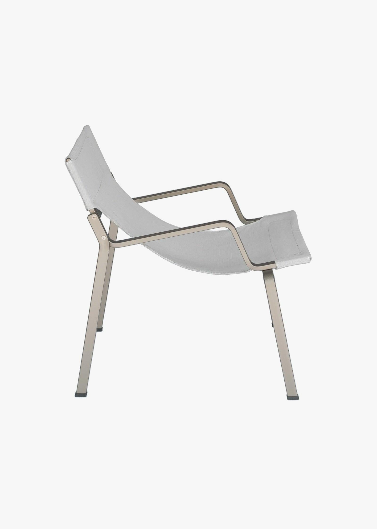 Ensō Lounge Chair – Anodized bronze aluminum / Gravel Bananatex - QWSTION