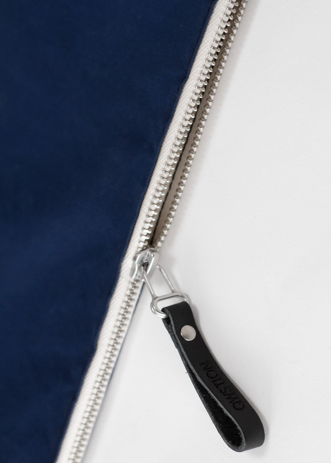 Zip Pouch Large – Bluebird - QWSTION