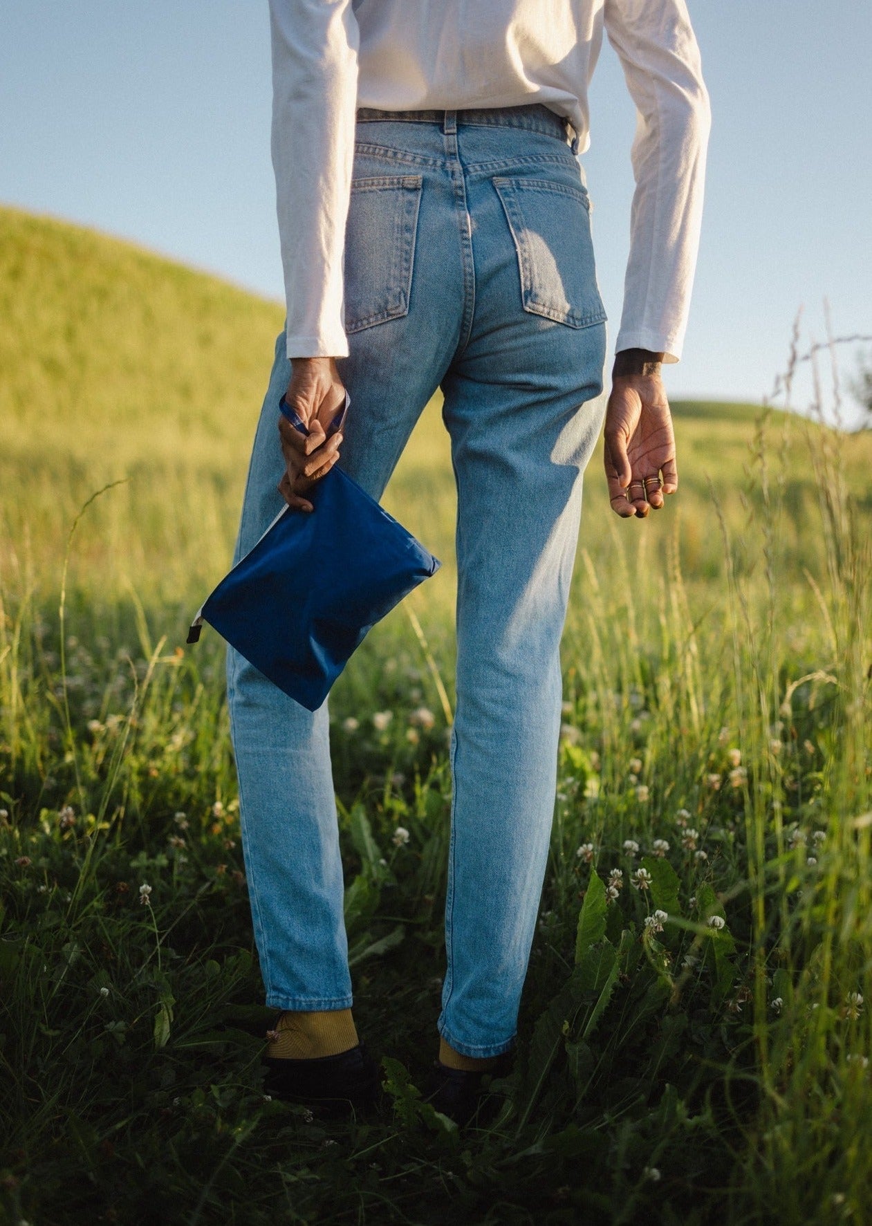 Zip Pouch Medium – Bluebird - QWSTION