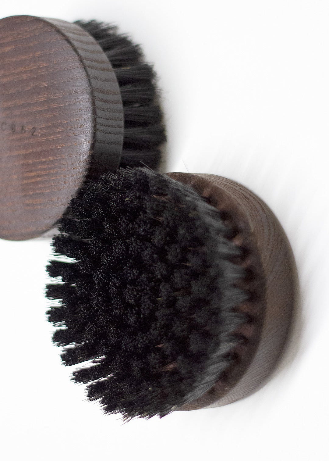 TANGENT Clothes Brush – dark clothes brush - QWSTION