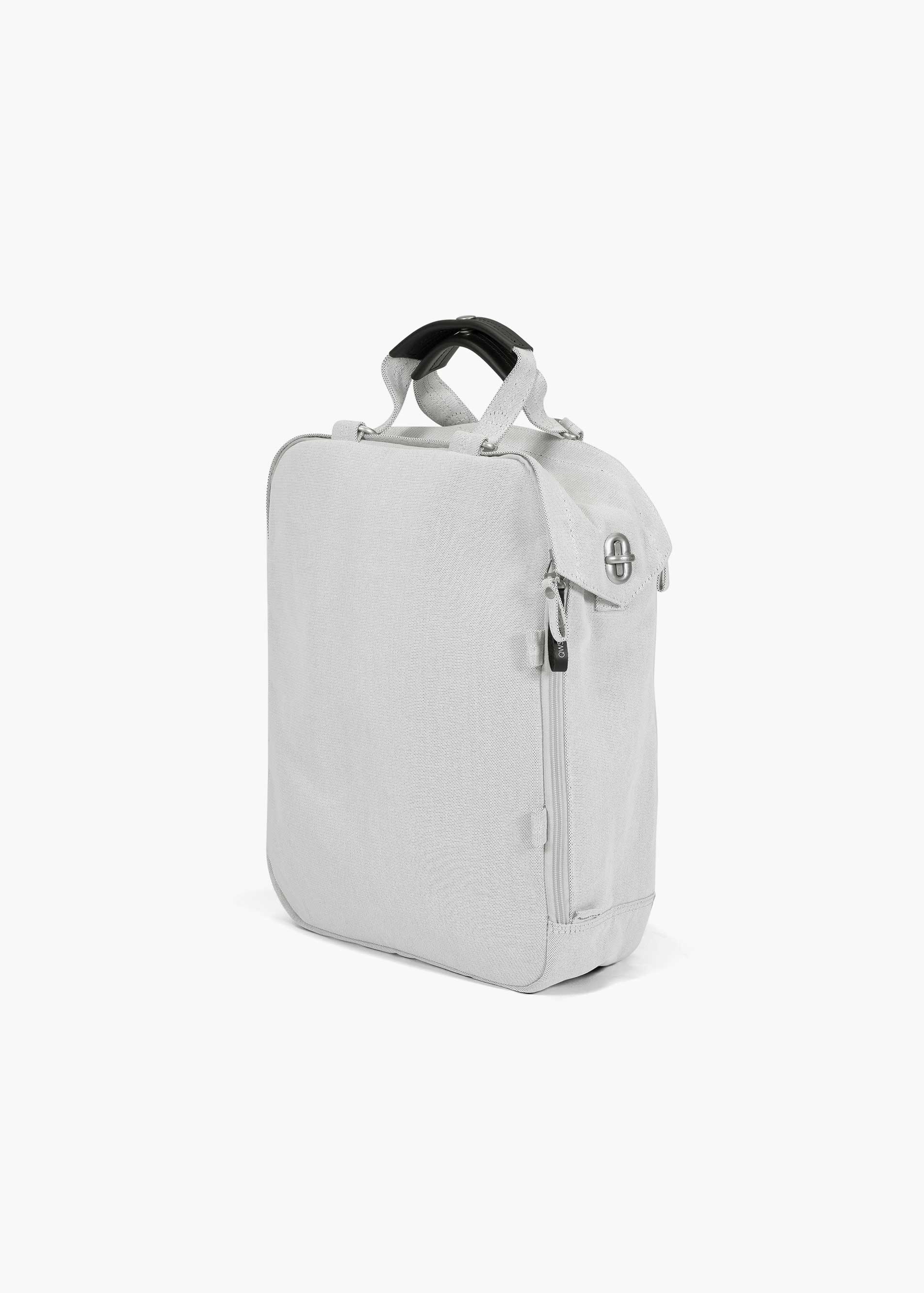 Bananatex® Daypack – Gravel - QWSTION