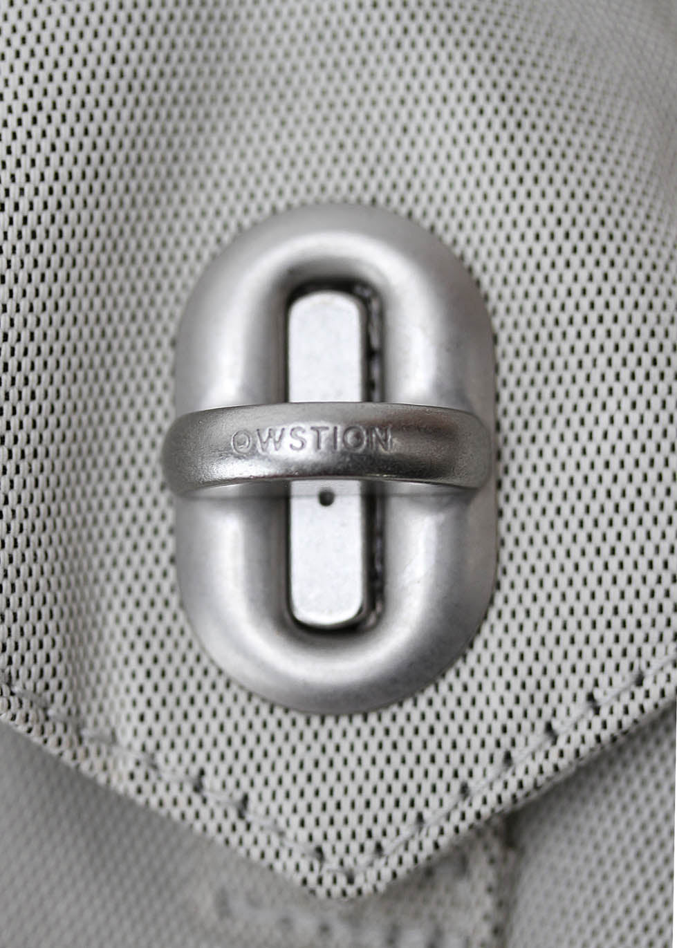 Bananatex® Daypack – Gravel Black Leather - QWSTION