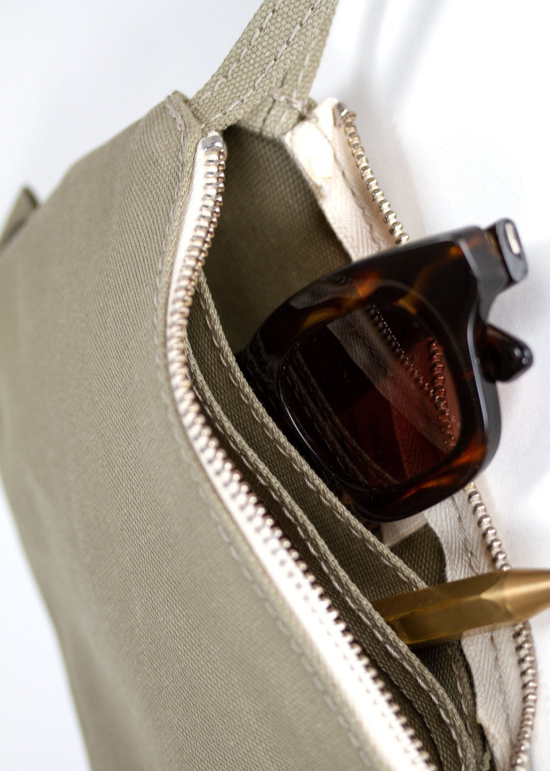 Bananatex Zip Pouch Small – Limestone - QWSTION