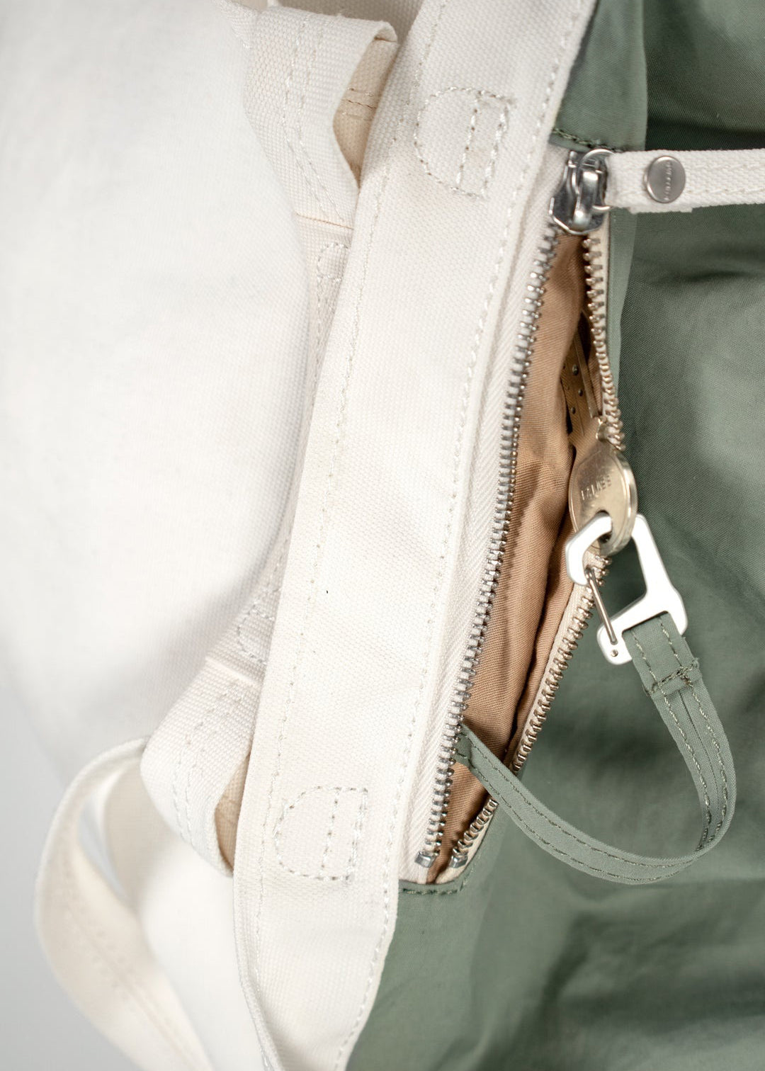 Bananatex Tote Bag Large – Natural White / Heron - QWSTION