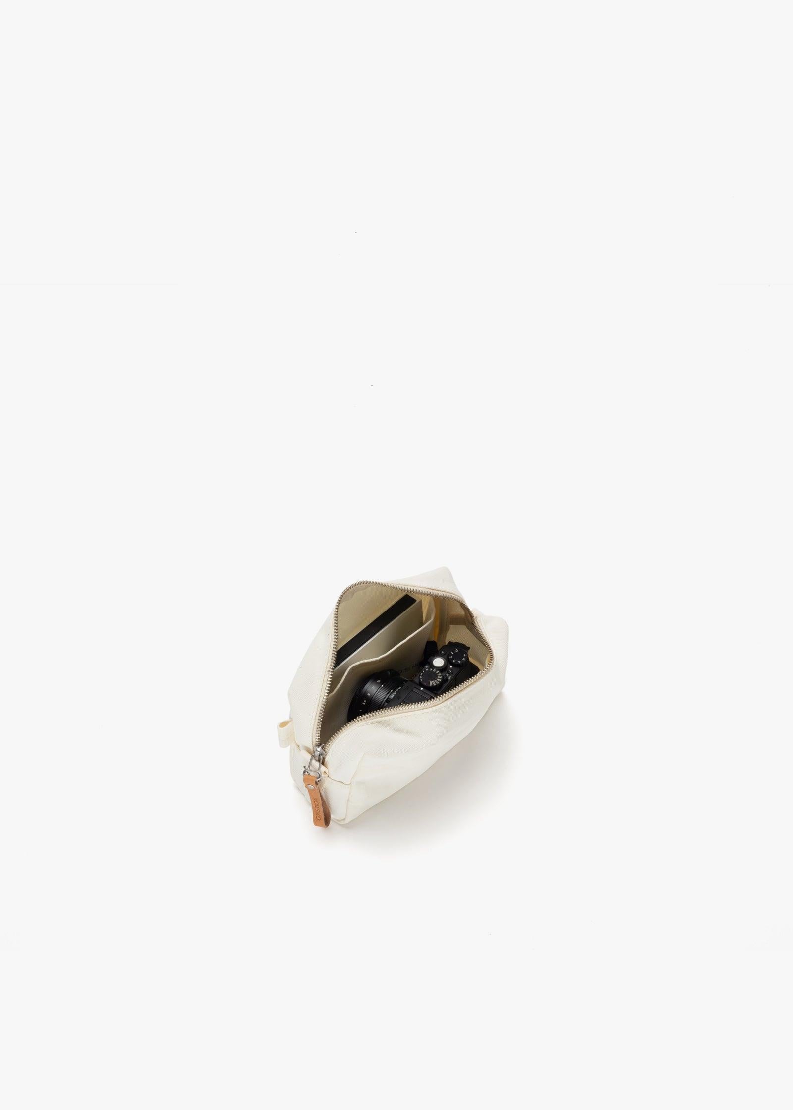 Hip Pouch – Natural White | Bags | QWSTION