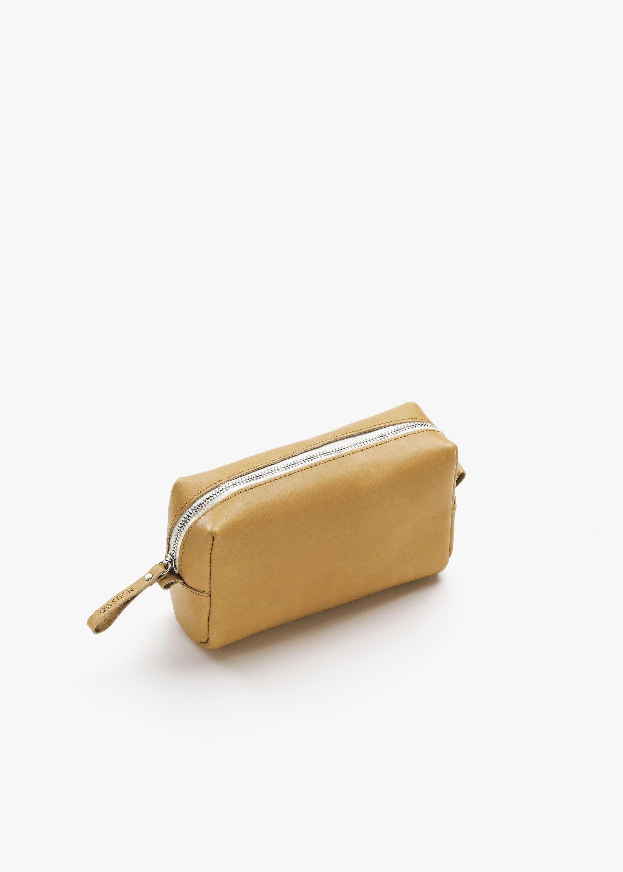 Amenity Pouch – Raw Blend Natural Leather - QWSTION