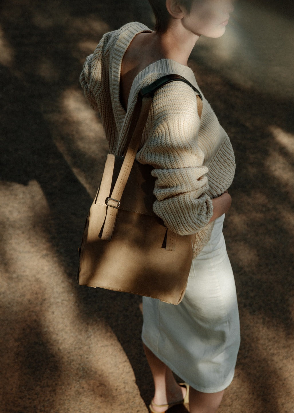 Flap Tote Small – Sand - QWSTION