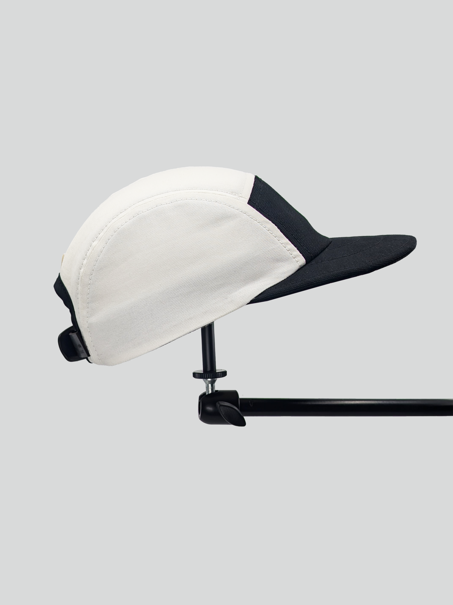 QWSTION + Akla Cap No 05 (UNIQUE PIECE) Black/White S/M - QWSTION