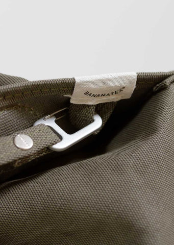 QWSTION + Monocle / Bananatex Holdall – Olive